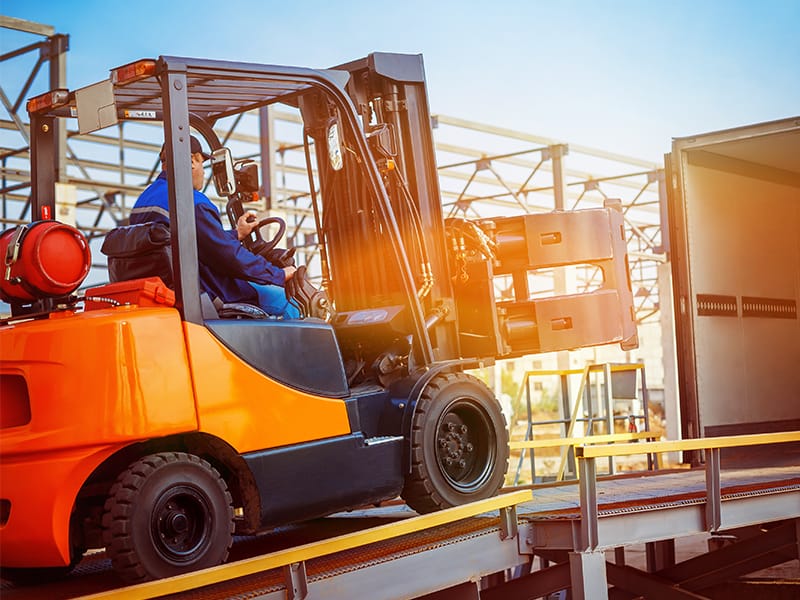 A Guide to Internal Combustion Forklifts
